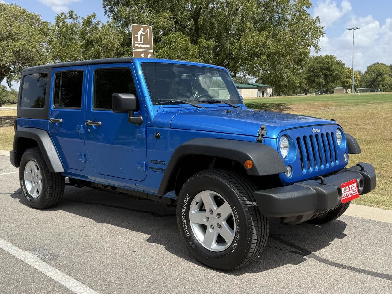 Used 2016 Jeep Wrangler Unlimited Sport w/ Quick Order Package 24S AWD/4WD image 1