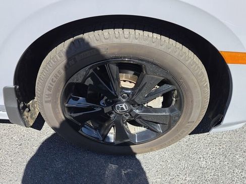 Used 2023 Honda Odyssey Sport image 19