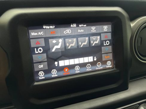 Used 2023 Jeep Wrangler Unlimited AWD/4WD image 66