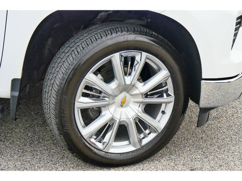 Used 2023 Chevrolet Silverado 1500 LTZ w/ LTZ Premium Package image 35