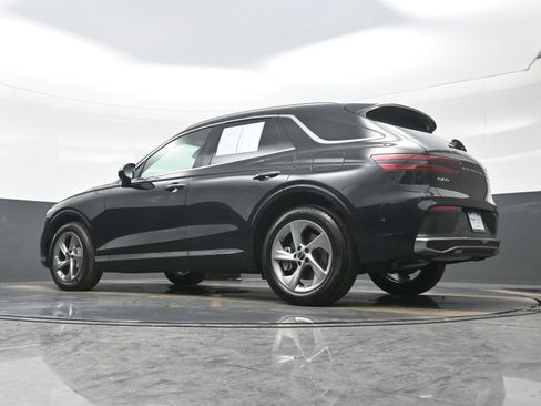 Certified 2026 Genesis GV70 2.5T Advanced image 31