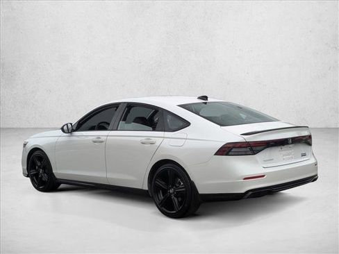 Used 2024 Honda Accord Sport image 8