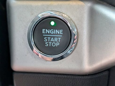 Used 2023 Ford Expedition Max XLT image 26