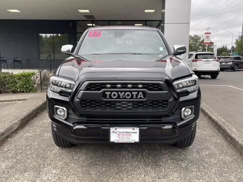 Certified 2022 Toyota Tacoma Limited AWD/4WD image 2