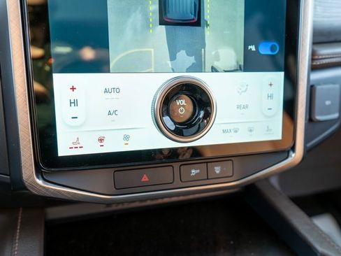 Used 2022 Ford Expedition King Ranch image 36