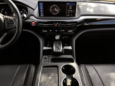 Used 2025 Acura MDX w/ Technology Package image 17