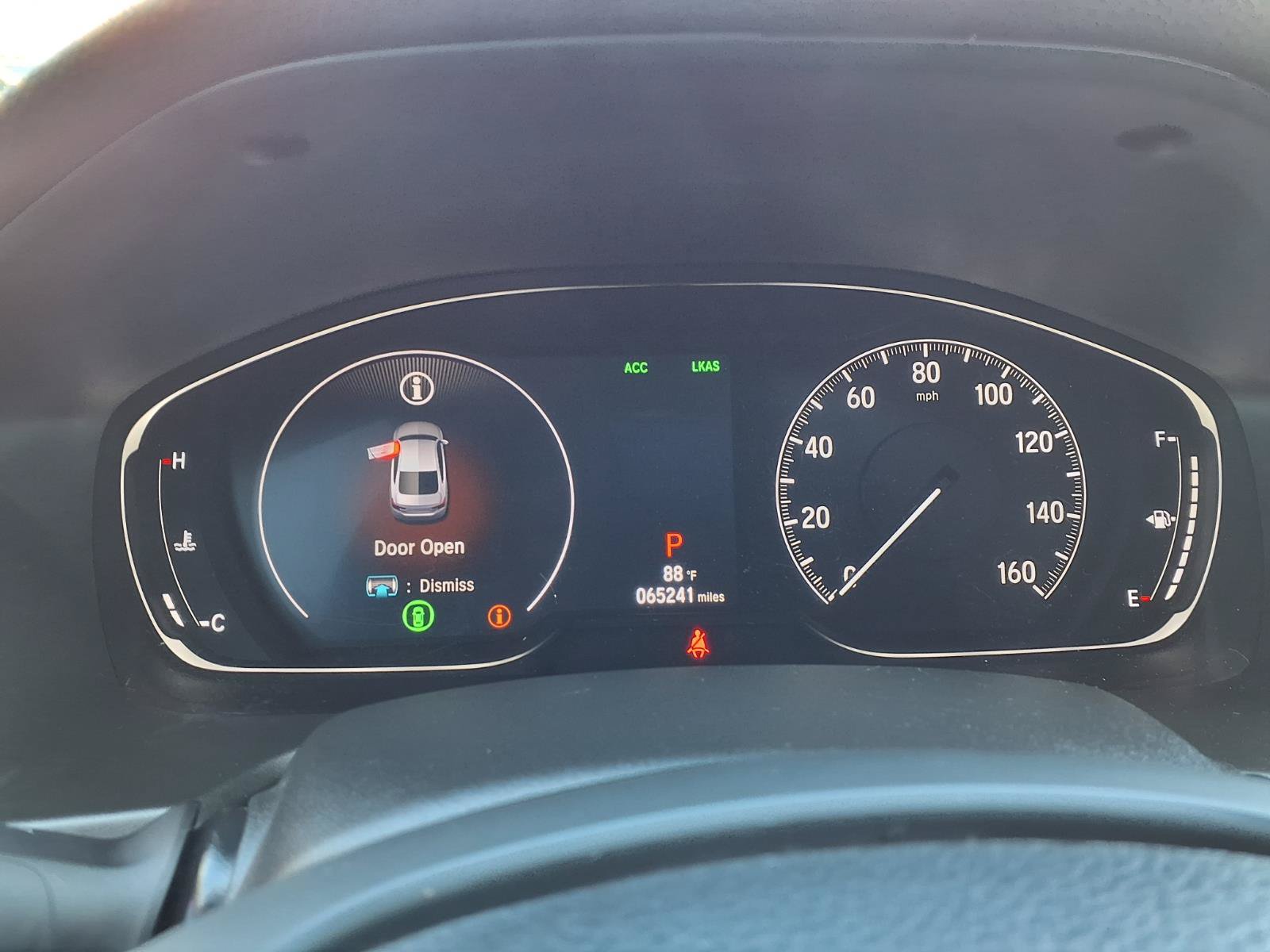 Used 2018 Honda Accord Touring image 18