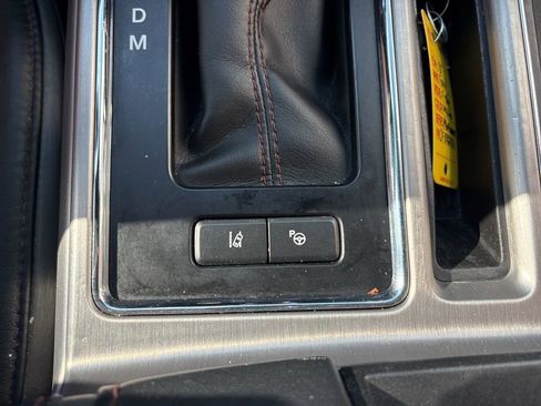 Used 2018 Ford F150 Platinum w/ Equipment Group 701A Luxury image 16