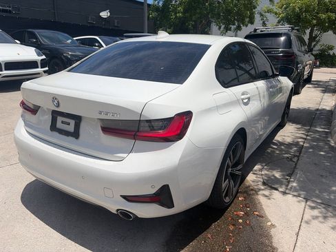 Used 2022 BMW 330i Sedan w/ Driving Assistance Package RWD image 5
