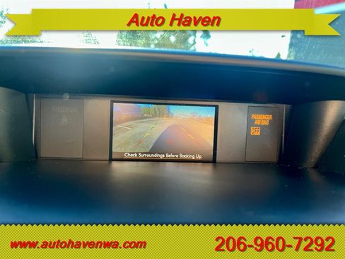 Used 2015 Subaru Forester 2.5i Premium w/ All-Weather Package AWD/4WD image 12