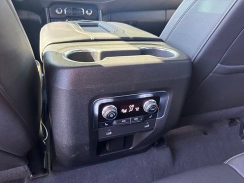 Used 2022 GMC Yukon AT4 AWD/4WD image 36