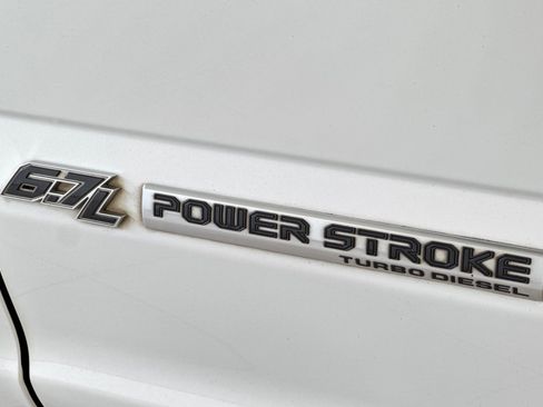 Certified 2021 Ford F350 Lariat w/ Tremor Off-Road Package image 26