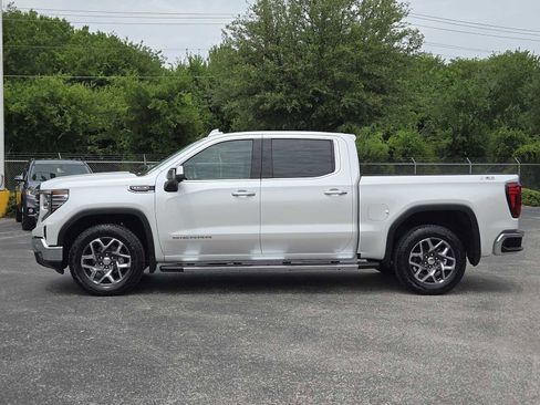 Certified 2024 GMC Sierra 1500 SLT w/ SLT Premium Package AWD/4WD image 4