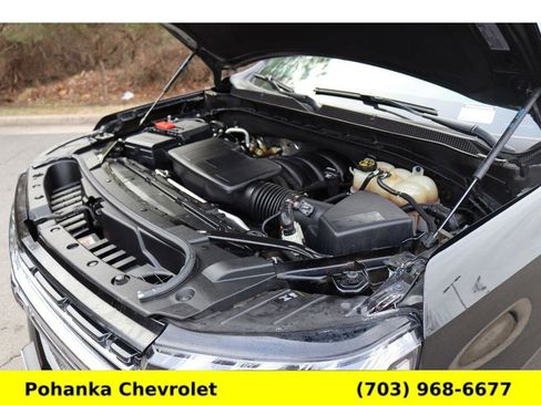 Used 2022 Chevrolet Suburban LT image 31