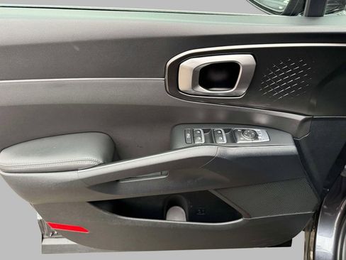 Used 2023 Kia Sorento EX image 20