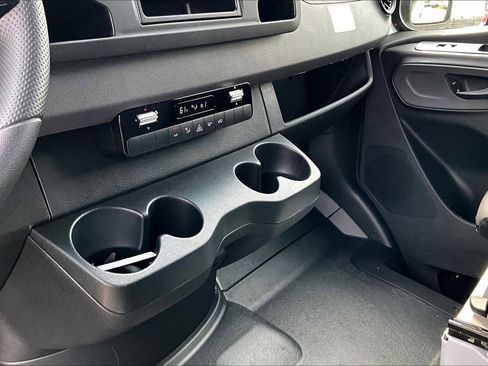 New 2025 Mercedes-Benz Sprinter 2500 image 11