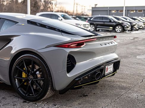 New 2026 Lotus Emira V6 SE Racing Line image 14