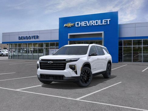 New 2026 Chevrolet Traverse LT w/ Midnight/Sport Edition AWD/4WD image 8
