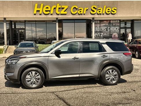 Used 2024 Nissan Pathfinder S AWD/4WD image 1