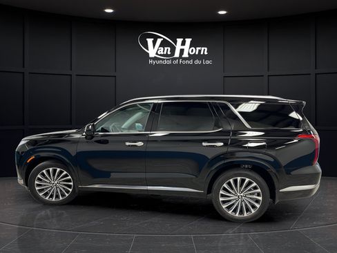 Used 2025 Hyundai Palisade Calligraphy FWD image 4