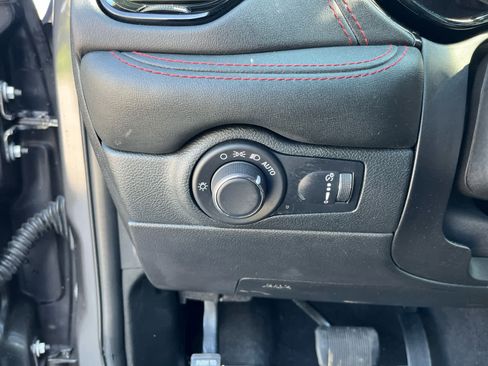Used 2024 Dodge Durango R/T AWD/4WD image 13