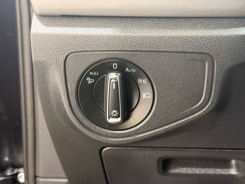 Used 2021 Volkswagen Atlas SE image 21