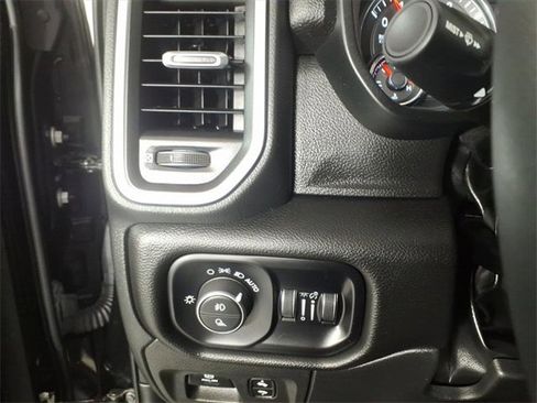 Used 2025 RAM 1500 Big Horn image 30