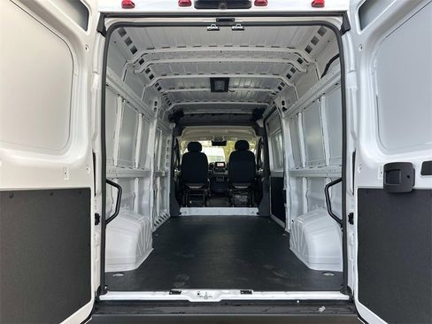 New 2026 RAM ProMaster 2500 w/ Convenience Group image 9
