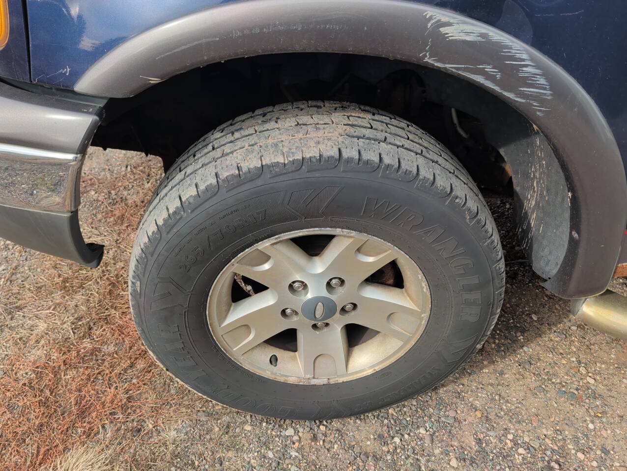 Used 2002 Ford F150 XLT AWD/4WD image 9