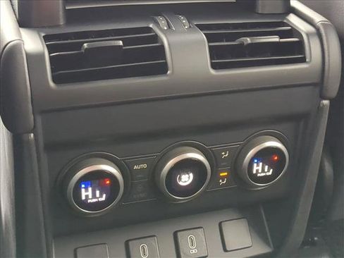 New 2026 Land Rover Defender 110 X-Dynamic SE image 23