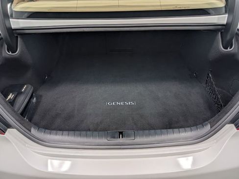 Used 2022 Genesis G70 3.3T image 37