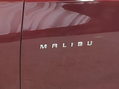 Used 2016 Chevrolet Malibu LT FWD image 16