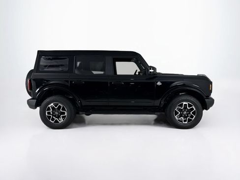 Used 2024 Ford Bronco Outer Banks AWD/4WD image 6