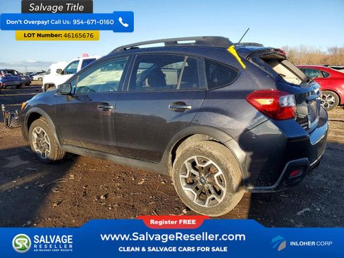 Used 2016 Subaru Crosstrek 2.0i Premium w/ Moonroof Package AWD/4WD image 3