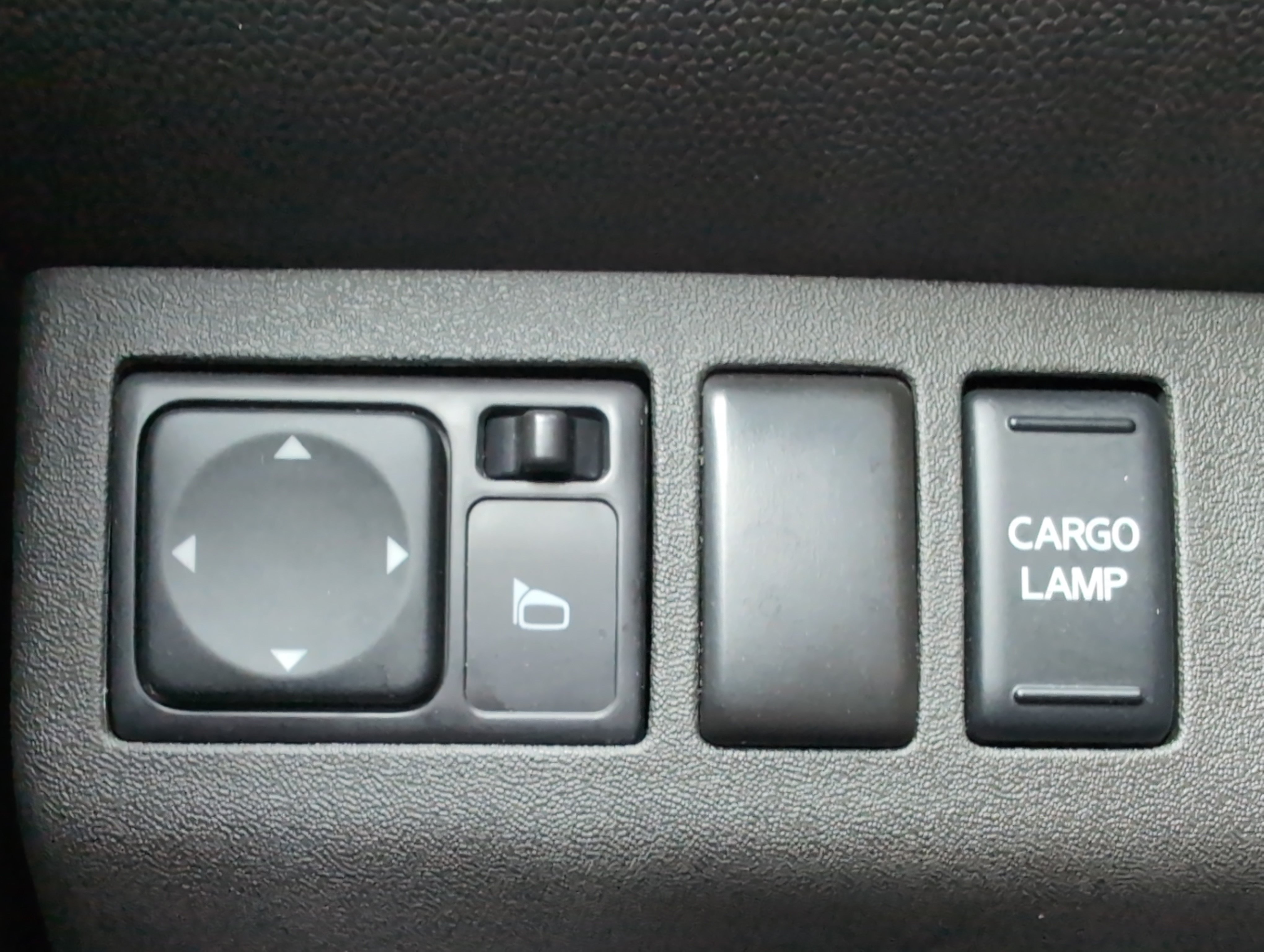 Used 2017 Nissan Frontier SV RWD image 33