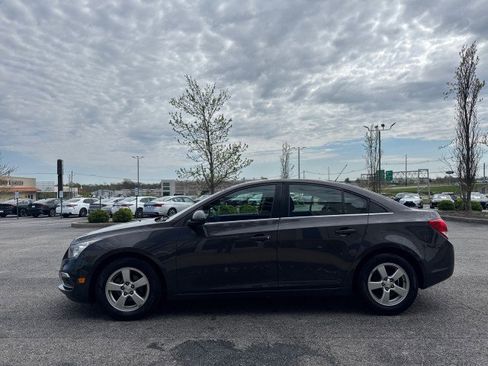 Used 2015 Chevrolet Cruze LT image 14