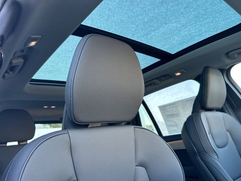 New 2026 Volvo XC90 B5 Plus w/ Protection Package image 20