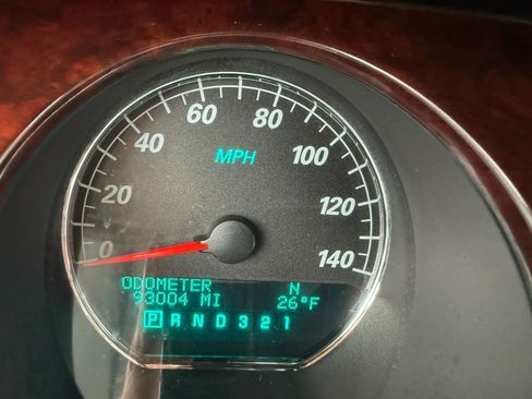 Used 2008 Buick Lucerne CXL w/ Luxury Package image 18