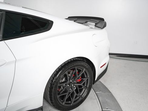 Used 2021 Ford Mustang Mach 1 w/ Mach 1 Handling Package RWD image 3