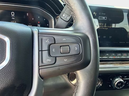 Used 2024 GMC Sierra 1500 Elevation image 28