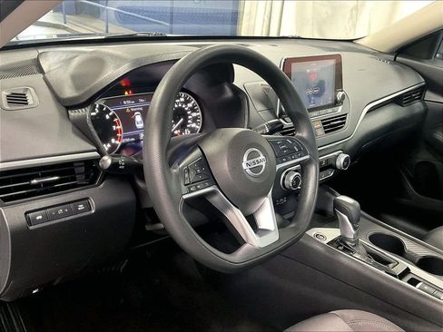 Used 2020 Nissan Altima 2.5 S AWD/4WD image 8