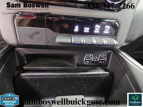 Used 2022 RAM 1500 Big Horn w/ Night Edition RWD image 20