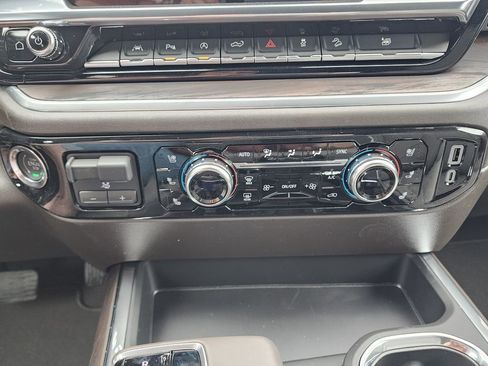 New 2026 GMC Sierra 1500 SLT w/ SLT Premium Plus Package image 28