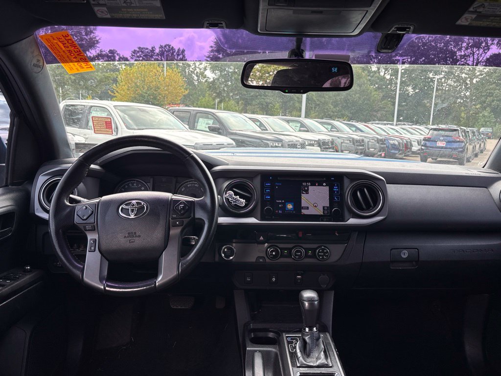 Used 2016 Toyota Tacoma TRD Sport w/ Towing Package RWD image 9