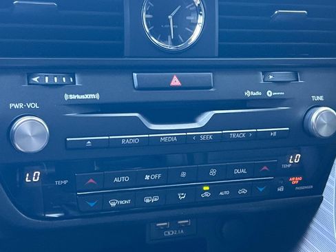 Used 2022 Lexus RX 350 F Sport w/ Accessory Package AWD/4WD image 27
