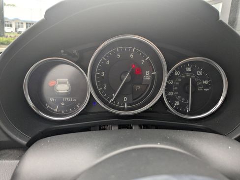 Used 2023 MAZDA MX-5 Miata Grand Touring RWD image 17