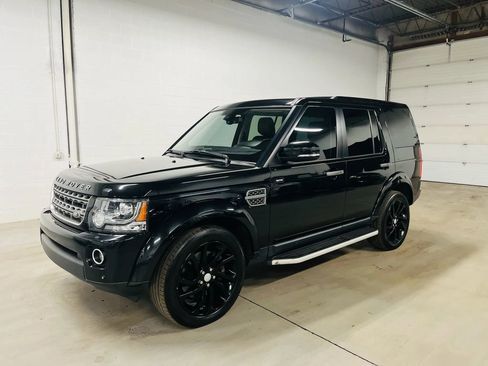 Used 2016 Land Rover LR4 HSE Silver Edition image 2