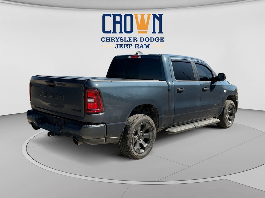 Used 2026 RAM 1500 Express AWD/4WD image 3