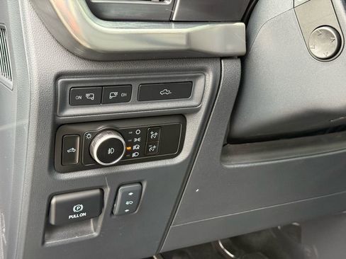 Used 2023 Ford F150 Lariat w/ Equipment Group 502A High image 18