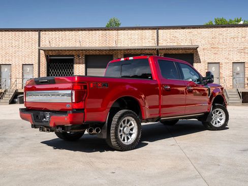 Used 2020 Ford F350 Platinum AWD/4WD image 3